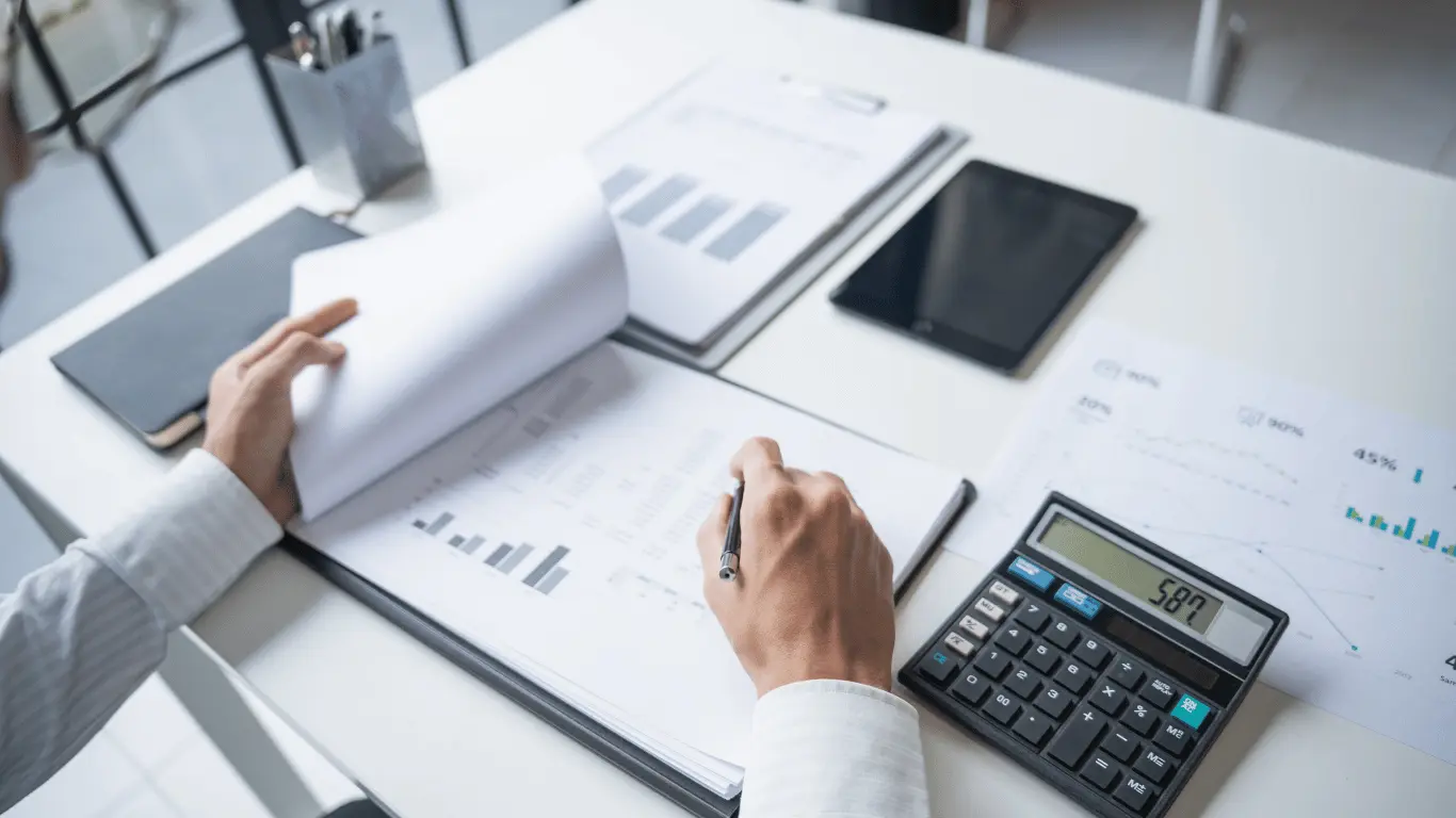 Accountant doing audit Requirements for Dormant Companies